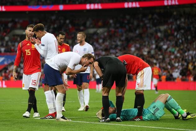 England v Spain UEFA Nations League Harry Kane of England appeals to Referee Danny Makkelie (NED) after (Additional Assistant Referee Kevin Blom (NED) or Additional Assistant Referee Lochem Kamphuis (NED)) appears to disallow England s 2nd goal for a foul on David De Gea of Spain during the UEFA Nations League match at Wembley Stadium, London Content Not Available For UK Newspapers Copyright: xPaulxChestertonx FIL-12248-0045