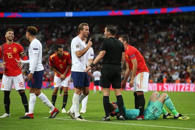 England v Spain UEFA Nations League Harry Kane of England appeals to Referee Danny Makkelie (NED) after (Additional Assistant Referee Kevin Blom (NED) or Additional Assistant Referee Lochem Kamphuis (NED)) appears to disallow England s 2nd goal for a foul on David De Gea of Spain during the UEFA Nations League match at Wembley Stadium, London Content Not Available For UK Newspapers Copyright: xPaulxChestertonx FIL-12248-0046