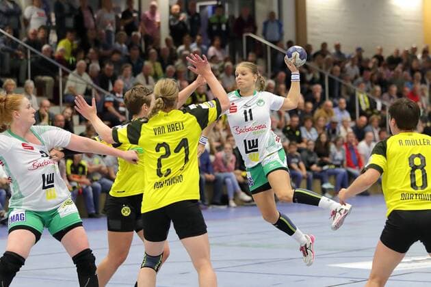 Michaela Hrbkova (GOE) beim Sprungwurf 180908-BVB vs FRISCH AUF GOEPPINGEN; Saison 2018 19; 1. Bundesliga, Spiel 1, Sporthalle Bleichstein, Herdecke BVB-Handballdamen-Bundesliga-Spiel 2018 19 Dortmund Copyright: xEIBNER Wolfgang_Stummbilligx EP_EER