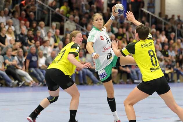 Michaela Hrbkova (GOE) beim Sprungwurf 180908-BVB vs FRISCH AUF GOEPPINGEN; Saison 2018 19; 1. Bundesliga, Spiel 1, Sporthalle Bleichstein, Herdecke BVB-Handballdamen-Bundesliga-Spiel 2018 19 Dortmund Copyright: xEIBNER Wolfgang_Stummbilligx EP_EER