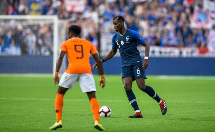 Fußball, Nations League, Frankreich - Niederlande Paul Pogba ( France ) - Quincy Promes ( Pays Bas ) FOOTBALL : France vs Pays Bas - Ligue des Nations - Saint Denis - 09 09 2018 FedericoPestellini Panoramic 