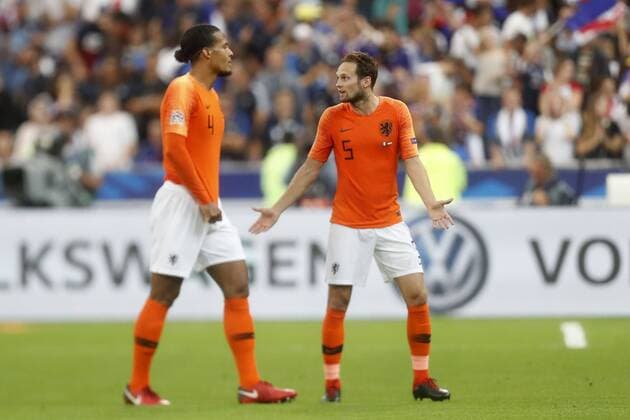 Fußball, Nations League, Frankreich - Niederlande SAINT DENIS, 09-09-2018, Stadium Stade France , football, season 2018 2019, Nations League , Netherlands player Virgil van Dijk , Netherlands player Daley Blind during the game France - Netherlands France - Netherlands  x2457384x
