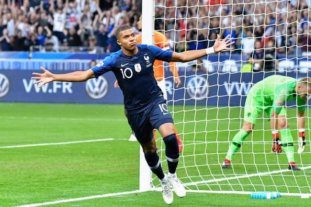 Fußball, Nations League, Frankreich - Niederlande goal of Kylian Mbappe 10 at the Stade de France for the Uefa Nation League.  JulienxMattiax xLexPictorium LePictorium_0188695