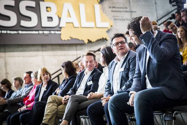 GER, Saisoneröffnung Allianz Frauen-Bundesliga 10.09.2018, Deutsches Fußballmuseum, Dortmund, GER, Saisoneröffnung Allianz Frauen-Bundesliga, DFL REGULATIONS PROHIBIT ANY USE OF PHOTOGRAPHS AS IMAGE SEQUENCES AND OR QUASI-VIDEO im Bild picture shows: Heike Ullrich (DFB Direktorin für Frauen- und Mädchenfußball), Peter Kort (Allianz), Nadine Kessler (UEFA-Abteilungsleiterin Frauenfussball), Hubertus Hess-Grundwald (Praesident SV Werder Bremen) und Ralf Kellermann (Sportlicher Leiter VfL Wolfsburg), *** GER Season Opening Allianz Women Bundesliga 10 09 2018 German Football Museum Dortmund GER Season Opening Allianz Women Bundesliga DFL REGULATIONS PROHIBIT in picture picture shows Heike Ullrich DFB Women and Girls Football Director Peter Kort Allianz Nadine Kessler UEFA Head of Womens Football Hubertus Hess Grundwald President SV Werder Bremen and Ralf Kellermann Sporting Director VfL Wolfsburg nordphotox xRauch nph00251