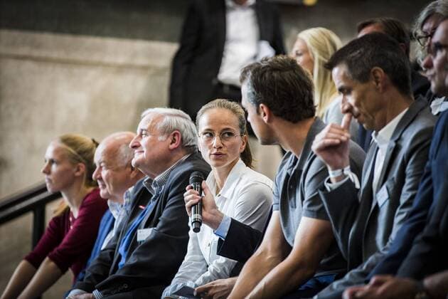 GER, Saisoneröffnung Allianz Frauen-Bundesliga 10.09.2018, Deutsches Fußballmuseum, Dortmund, GER, Saisoneröffnung Allianz Frauen-Bundesliga, DFL REGULATIONS PROHIBIT ANY USE OF PHOTOGRAPHS AS IMAGE SEQUENCES AND OR QUASI-VIDEO im Bild picture shows: Irini Ioannidou (SGS Essen 11) im Gespräch, *** GER Season Opening Allianz Women Bundesliga 10 09 2018 German Football Museum Dortmund GER Season Opening Allianz Women Bundesliga DFL REGULATIONS PROHIBIT ANY USE OF PHOTOGRAPH AS IMAGE SEQUENCES AND OR QUASI VIDEO Pictured picture shows Irini Ioannidou SGS Essen 11 in conversation nordphotox xRauch nph00251