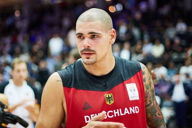 Basketball Hamburg 08.09.2018 VTG Supercup Deutschland (GER) - Italien (ITA) Maik Zirbes (Deutschland, No.33)