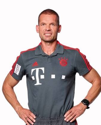 FUSSBALL 1. BUNDESLIGA SAISON 2018 2019 11.09.2018 Fototermin FC Bayern Muenchen: Fitnesstrainer Dr. Holger Broich Muenchen