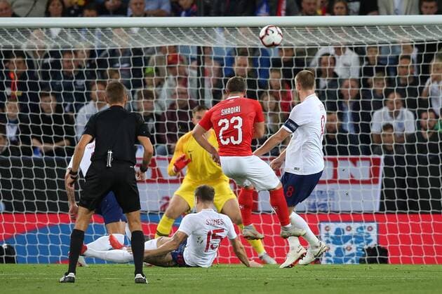 Fu?ball, Testspiel, England - Schweiz England v Switzerland International Friendly L?nderspiel Xherdan Shaqiri of Switzerland has a shot on goal that flies over the crossbar during the International Friendly match at the King Power Stadium, Leicester Content Not Available For UK Newspapers Copyright: xPaulxChestertonx FIL-12259-0070
