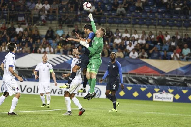 Fußball, U21, EM Quali, Frankreich - Luxemburg September 11, 2018 - Strasbourg, France - Valentin Roulez (LUX) an Martin Terrier (FRA) during the match between France and Luxembourg European Under-21 Championship 2019 Qualifying Round at Stade La Meinau in France on September 11, 2018. France v Luxembourg - Luxembourg European U21 U 21  - ZUMAn230 20180911_zaa_n230_384 Copyright: xElyxandroxCegarrax