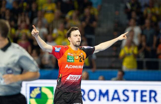 Deutschland - Baden-Württemberg - Mannheim - 12.09.2018 Handball - Velux EHF Champions League - Herren Saison 2018 2019 Rhein-Neckar Löwen (orange) - ESP Barcelona Lassa (neongelb) v.l. Patrick Groetzki (Rhein-Neckar Löwen) Rhein-Neckar Löwen - ESP Barca Lassa
