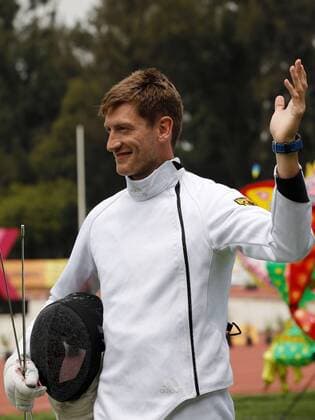 Alexander Nobis of Germany celebrates after scoring against Pavlo Tymoshchenko of Ukraine, during the individual men s fencing final, during the World Modern pentathlon moderner Fünfkampf Championships, in Mexico City, Mexico, 13 September 2018. EPA Jose Mendez World Modern Pentathlon Championships in Mexico !ACHTUNG: NUR REDAKTIONELLE NUTZUNG!  Copyright: xJosexMendezx MEX21 20180913-636724768019884170