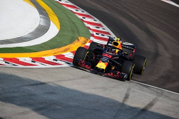 14th September 2018, Marina Bay Street Circuit, Singapore; Formula One Grand Prix of Singapore, Friday free practice; Aston Martin Red Bull driver Max Verstappen  ActionPlus12061995 StephenxBlackberry