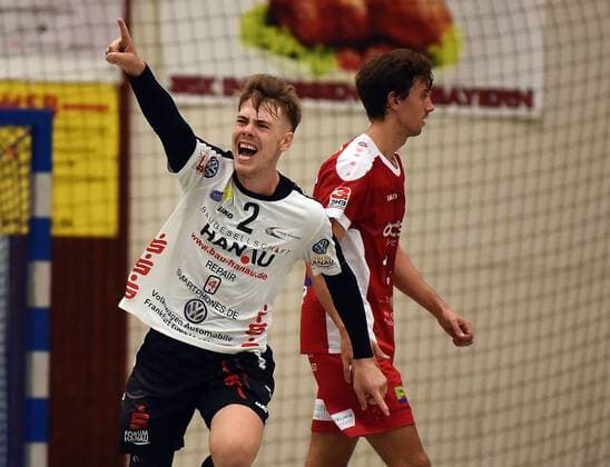 14.09.2018, xpsx, Handball 3.Liga, HSG Hanau - HSG Rodgau Nieder-Roden v.l. jubel Jan-Eric Ritter (Hanau) Hanau Hessen Deutschland (DEU)