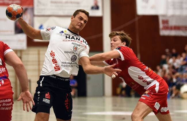 14.09.2018, xpsx, Handball 3.Liga, HSG Hanau - HSG Rodgau Nieder-Roden v.l. Yaron Pillmann (Hanau), Johannes von der Au (Rodgau) Hanau Hessen Deutschland (DEU)