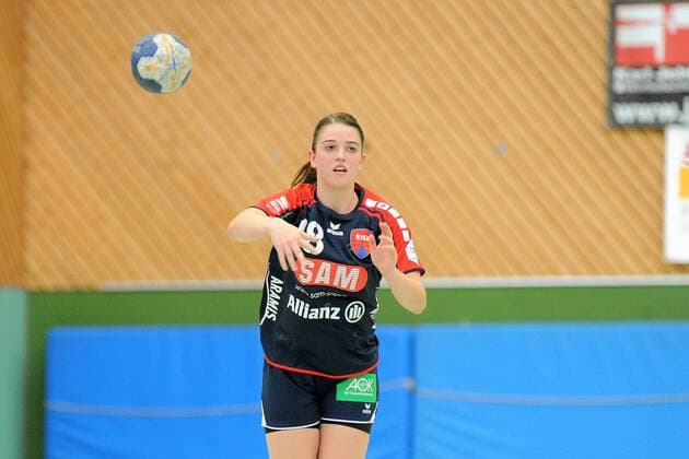 Lea Neubrander (SG H2Ku Herrenberg Kuties 18) SG H2Ku Herrenberg, Handball, Ligaspiel, 16.08.2018, Foto:TBaur Eibner SG H2Ku Herrenberg Kuties vs. BSV Sachsen Zwickau Herrenberg Copyright: xToBaurx EibnerxPressefotox EP_TB