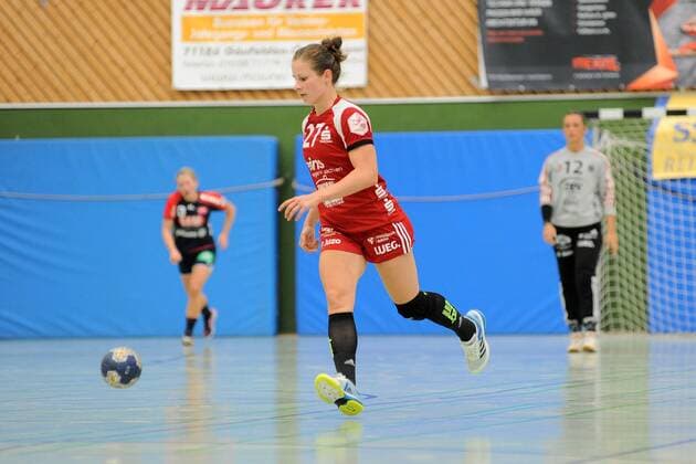 Jenny Choinowski (BSV Sachsen Zwickau 27) SG H2Ku Herrenberg, Handball, Ligaspiel, 16.08.2018, Foto:TBaur Eibner SG H2Ku Herrenberg Kuties vs. BSV Sachsen Zwickau Herrenberg Copyright: xToBaurx EibnerxPressefotox EP_TB