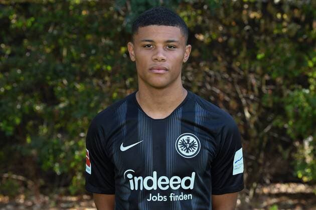 17.09.2018, xjhx, Fussball 1.Bundesliga, Eintracht Frankfurt Fototermin 2018 19 - 1.BL Porträttermin 2018 2019 emspor, v.l. Patrice Kabuya (Eintracht Frankfurt) (DFL DFB REGULATIONS PROHIBIT ANY USE OF PHOTOGRAPHS as IMAGE SEQUENCES and or QUASI-VIDEO) Frankfurt am Main