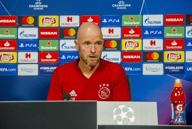 18-09-2018 VOETBAL: TRAINING EN PERSCONFERENTIE AJAX: AMSTERDAM Erik ten Hag, trainer Ajax Foto: SCS Michel Utrecht xVIxVIxImagesx xSoenarxChamidxsportfotografiexIVx 12161821