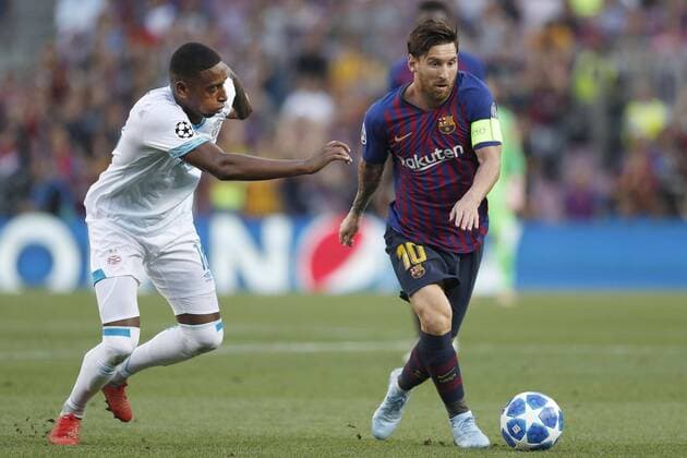 BARCELONA, 18-09-2018, Stadium Nou Camp, season 2018 2019, Champions League football. (Left-right) PSV player Pablo Rosario , Barcelona player Lionel Messi during the match FC Barcelona Barca - PSV . Barcelona - PSV  x2474538x