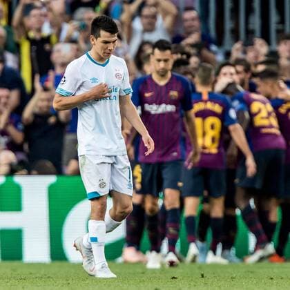BARCELONA, 18-09-2018, Stadium Nou Camp, season 2018 2019, Champions League football. PSV forwarder Hirving Lozano (L) dejected after the 1-0 of Barcelona player Lionel Messi (NOT IN PHOTO) during the game FC Barcelona Barca - PSV. Barcelona - PSV  x2474597x