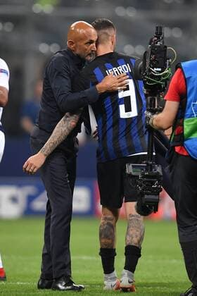 Fußball, CL, Inter Mailand - Tottenham Hotspur Mauro Icardi, Luciano Spalletti Inter Celebration Esultanza Milano 18-09-2018 Stadio Giuseppe Meazza Football Calcio Uefa Champions League 2018 2019 Group B FC Internazionale Milano - Tottenham Hotspur Foto Andrea Staccioli Insidefoto AndreaxStaccioli