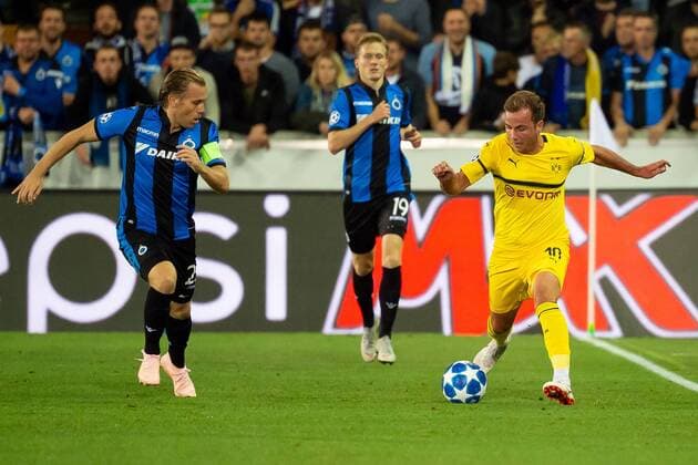 Bruegge, Belgien, 18.09.2018, UEFA Champions League - 2018 19 Season, Vorrunde, Gruppenphase - Gruppe A - 1. Spieltag, Club Bruegge - BV Borussia Dortmund, Ruud Vormer (Bruegge) und Mario Goetze (BVB) im zweikampf ( DeFodi001