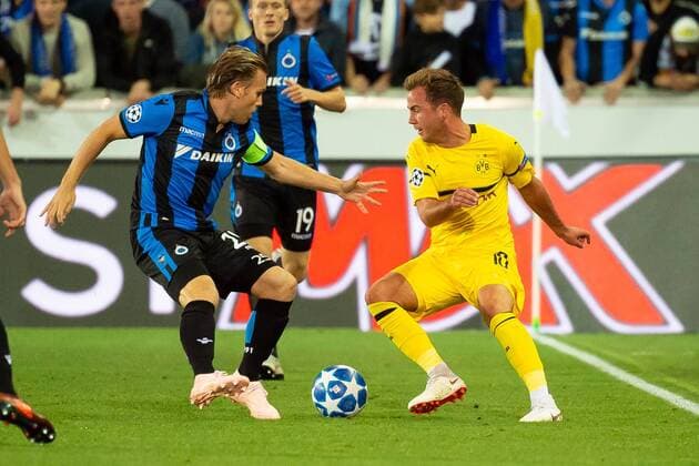 Bruegge, Belgien, 18.09.2018, UEFA Champions League - 2018 19 Season, Vorrunde, Gruppenphase - Gruppe A - 1. Spieltag, Club Bruegge - BV Borussia Dortmund, Ruud Vormer (Bruegge) und Mario Goetze (BVB) im zweikampf ( DeFodi001