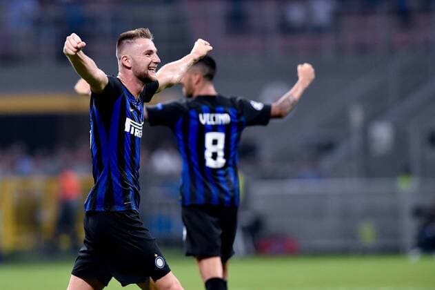 Fußball, CL, Inter Mailand - Tottenham Hotspur Milan Skriniar of Inter Milan celebrates the victory during the UEFA Champions League Group B match between Inter Milan and Tottenham Hotspur at Stadio San Siro, Milan, Italy on 18 September 2018. Copyright: xGiuseppexMaffiax 2101
