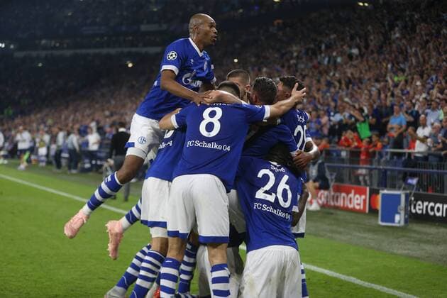 18.09.2018, Fussball, Saison 2018 2019, Champions League, 1. Spieltag - FC Schalke 04 - FC Porto Salif Sane (FC Schalke 04), Naldo (FC Schalke 04), Suat Serdar (FC Schalke 04) Gelsenkirchen Veltins Arena NRW Deutschland