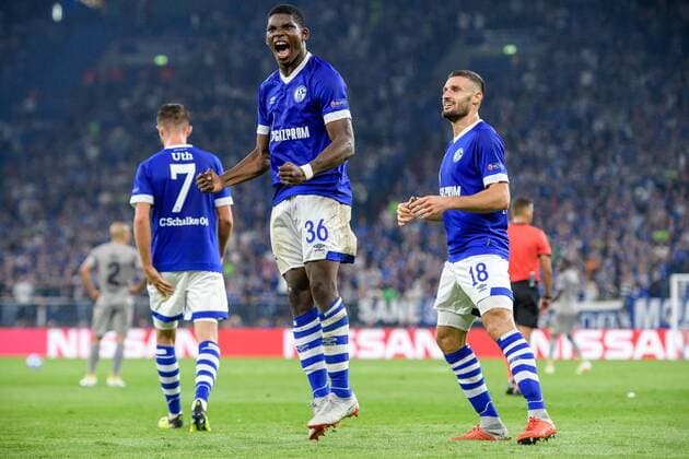 vl: Mark Uth (FC Schalke 04 7), Breel Embolo (FC Schalke 04 36) und Daniel Caligiuri (FC Schalke 04 18) beim Torjubel nach dem Treffer zum 1:0 beim Champions League Spiel zwischen dem FC Schalke 04 und dem FC Porto am 18.09.2018, FC Schalke 04 vs FC Porto, Champions League Gruppenphase, 18.09.2018 Gelsenkirchen Copyright: xSchuelerx xEibnerx-xPressefotox EP_EER