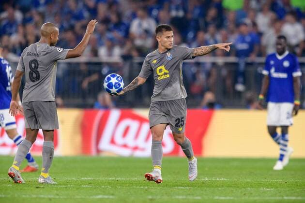 Otavio (FC Porto 25) beim Torjubel nach dem Treffer zum 1:1 beim Champions League Spiel zwischen dem FC Schalke 04 und dem FC Porto am 18.09.2018, FC Schalke 04 vs FC Porto, Champions League Gruppenphase, 18.09.2018 Gelsenkirchen Copyright: xSchuelerx xEibnerx-xPressefotox EP_EER
