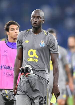 UEFA Champions League, Gruppenphase, Spiel 1, Saison 2018 2019, FC Schalke 04 vs FC Porto, 18.09.18. Veltinsarena Gelsenkirchen, Danilo FC Porto, Aktion, Einzelbild UEFA regulations prohibit any use of photographs as image sequences and or quasi-video.