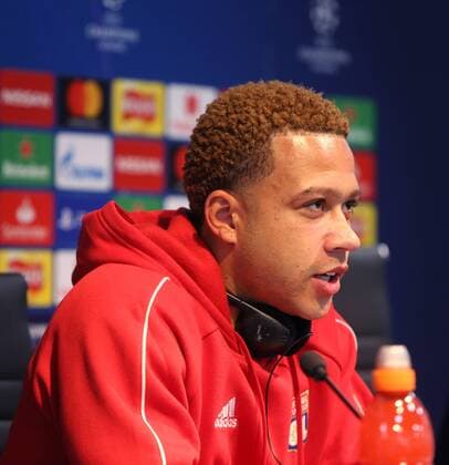 Olympique Lyonnais Presser Memphis Depay of Olympique Lyonnais pictured during a press conference PK Pressekonferenz at the Etihad Stadium, Manchester Content Not Available For UK Newspapers Copyright: xStevexMcCormickx FIL-12291-0002