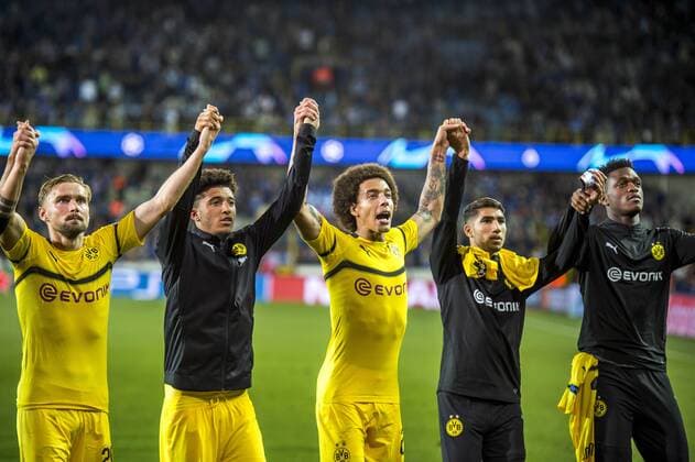 Fußball: Champions League, Saison 2018 2019, Gruppenphase, 1. Spieltag, Club Brügge - Borussia Dortmund am 18.09.2018 im Jan-Breydel-Stadion in Brügge (Belgien). v.li. Dortmunds Marcel Schmelzer, Dortmunds Jadon Sancho, Dortmunds Axel Witsel, Dortmunds Achraf Hakimi und Dortmunds Dan-Axel Zagadou verabschieden sich von den Fans. DFL REGULATIONS PROHIBIT ANY USE OF PHOTOGRAPHS AS IMAGE SEQUENCES AND OR QUASI-VIDEO. Copyright: xKirchner DavidxInderliedx