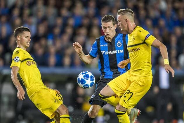 Fußball: Champions League, Saison 2018 2019, Gruppenphase, 1. Spieltag, Club Brügge - Borussia Dortmund am 18.09.2018 im Jan-Breydel-Stadion in Brügge (Belgien). v.li. Dortmunds Julian Weigl, Brügges Hans Vanaken und Dortmunds Marius Wolf kämpfen um den Ball. DFL REGULATIONS PROHIBIT ANY USE OF PHOTOGRAPHS AS IMAGE SEQUENCES AND OR QUASI-VIDEO. Copyright: xKirchner DavidxInderliedx