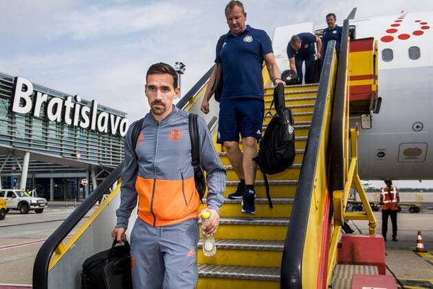 Anderlecht s Sven Kums pictured at the arrival of Belgian soccer team RSC Anderlecht, Wednesday 19 September 2018 in Bratislava, Slovakia. Tomorrow Anderlecht will meet Slovakian club Spartak Trnava on day one of the UEFA Europa League group stage. JASPERxJACOBS  x05429150x