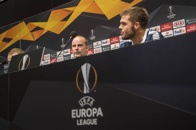 180919 Geir Bakke, head coach of Sarpsborg 08, and Joachim Thomassen of Sarpsborg 08 during a press conference PK Pressekonferenz ahead of the Europa league match between Besiktas and Sarpsborg 08 on September 19, 2018 in Istanbul. Photo: Fredrik Varfjell BILDBYRAN kod FV 150141 Copyright: FREDRIKxVARFJELL BB180919FV046