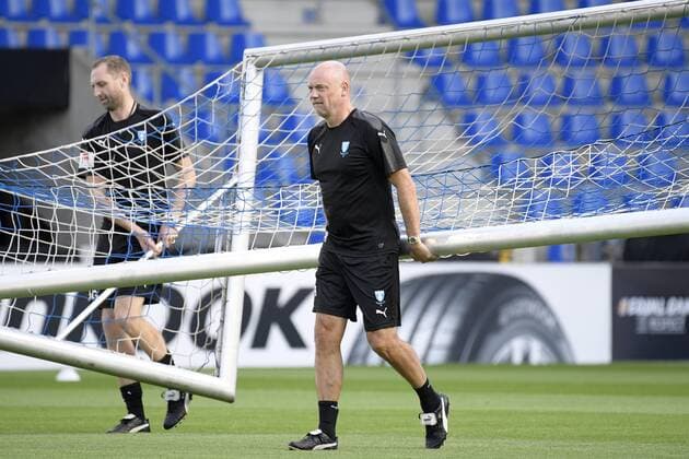 Malmo FF s head coach German Uwe Rosler pictured during a training of Swedish club Malmo FF, Wednesday 19 September 2018 in Genk. Tomorrow Malmo FF will meet Belgian soccer team KRC Genk on day one of the UEFA Europa League group stage. YORICKxJANSENS  x05429431x