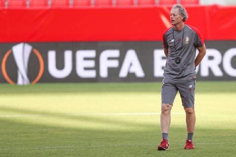 Standard s head coach Michel Preud homme pictured during a training session of Belgian soccer team Standard de Liege, Wednesday 19 September 2018 in Sevilla, Spain. Tomorrow Standard will meet Spanish club Sevilla FC on day one of the UEFA Europa League group stage. BRUNOxFAHY  x05429560x