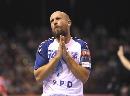 Foto : Verlierer Zagreb , Arber Qerimi Handball Herren 1. Bundesliga am Mi. 19.09.2018 Flensburg - HC Zagreb