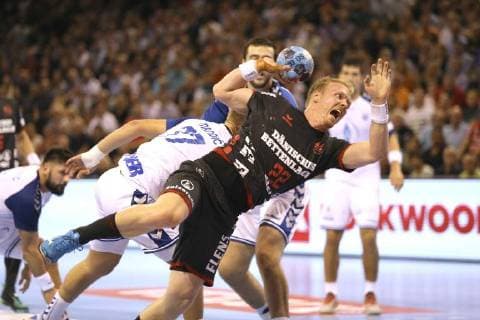 Foto : Anders Zachariassen ( Flensburg ) beim Torwurf gegen David Mandic Handball Herren 1. Bundesliga am Mi. 19.09.2018 Flensburg - HC Zagreb