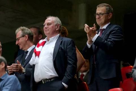 Praesident Uli Hoeness ( FC Bayern Muenchen ), FC Bayern Muenchen vs Benfica Lissabon, Fussball, Champions League Gruppenphase, 19.09.2018 FC Bayern Muenchen vs Benfica Lissabon, Fussball, Champions League Gruppenphase, 19.09.2018 Lissabon Copyright: xLanger Eibner-Pressefotox EP_HLR