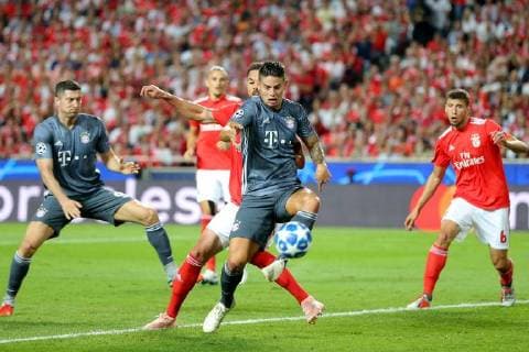 Robert Lewandowski (FC Bayern Muenchen 9) Jardel ( Benfica Lissabon 33 ) James Rodriguez (FC Bayern Muenchen 11) Ruben Dias ( Benfica Lissabon 6 ), FC Bayern Muenchen vs Benfica Lissabon, Fussball, Champions League Gruppenphase, 19.09.2018 FC Bayern Muenchen vs Benfica Lissabon, Fussball, Champions League Gruppenphase, 19.09.2018 Lissabon Copyright: xLanger Eibner-Pressefotox EP_HLR