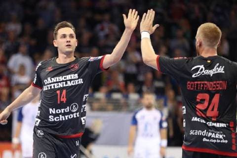SG Flensburg Handewitt vs HC PPD Zagreb, Handball, EHF Champions League Gruppenphase, 19.09.18 Jubel Torjubel bei Hampus Wanne (SG Flensburg-Handewitt, 14) und Jim Gottfridsson (SG Flensburg-Handewitt, 24)