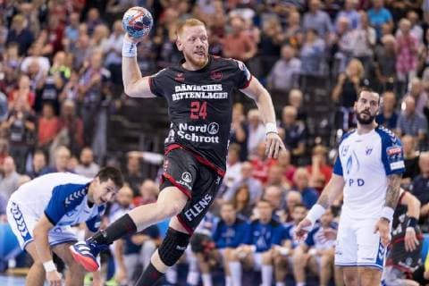 Jim Gottfridsson (SG Flensburg-Handewitt) wirft am 19.09.2018 in Flensburg (Schleswig-Holstein) in der Flens-Arena auf das Tor. SG Flensburg-Handewitt gegen HC PPD Zagreb Flensburg Schleswig-Holstein Deutschland