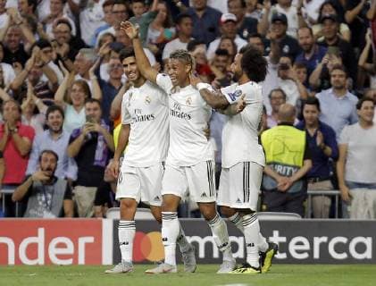 Soccer match between Real Madrid and Roma, of the Champions League 2018 2019, held at the Santiago Bernabeu stadium, in Madrid. (Photo: Jose Cuesta 261 Cordon Press). Real Madrid players celebrate after scoring.