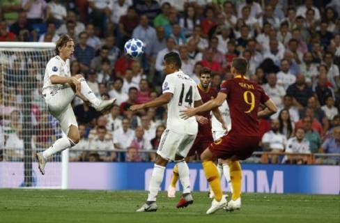 September 19, 2018 - Madrid, Madrid, Spain - Modric (Real Madrid) seen in action during the UEFA Champions League group G football match Real Madrid against AS Roma at the Santiago Bernabeu Stadium in Madrid..Final Score Real Madrid against AS Roma at the Santiago Bernabeu Stadium in Madrid - 19 Sept 2018 - ZUMAs197 85578308st Copyright: xManuxReinox