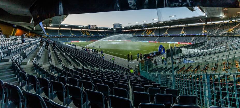 Bern, Schweiz 19.09.2018, UEFA Champions League - 2018 19 Season, Vorrunde, Gruppenphase - Gruppe H - 1. Spieltag, BSC Young Boys - Manchester United ManU Stadion Innenraum ( DeFodi048