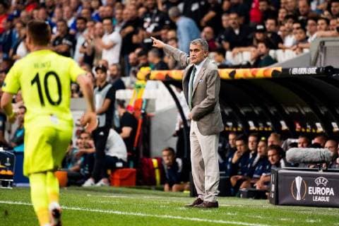 Fußball, EL, Besiktas - Sarpsborg 08 180920 Senol Günes, head coach of Besiktas, during the Europa League match between Besiktas and Sarpsborg 08 on September 20, 2018 in Istanbul. Photo: Fredrik Varfjell BILDBYRAN kod FV 150142 Copyright: FREDRIKxVARFJELL BB180920FV025