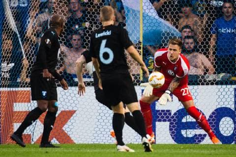 Fußball, EL, KRC Genk - Malmö FF 180920 goalkeeper Johan Dahlin of Malmö FF with a save during the Europa League group stage match between Genk and Malmö FF on September 20, 2018 in Genk. Photo: Ludvig Thunman BILDBYRAN kod LT 35538 Copyright: LUDVIGxTHUNMAN BB180920LT017